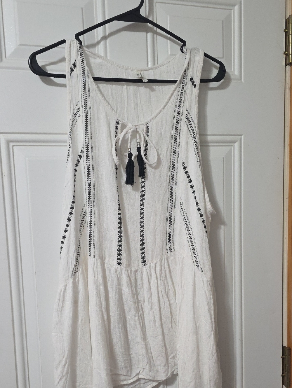 Mudd White Tank with Black Embroidered Detail